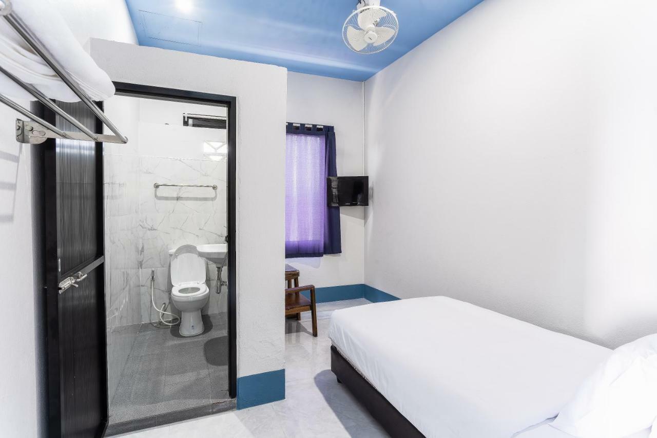Udomsuk Hotel Сатун Екстер'єр фото